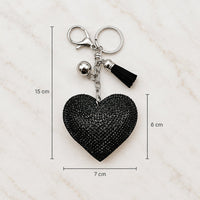 Dimensions du bijou de sac : cœur de 7 x 6 cm, 15 cm de long en tout